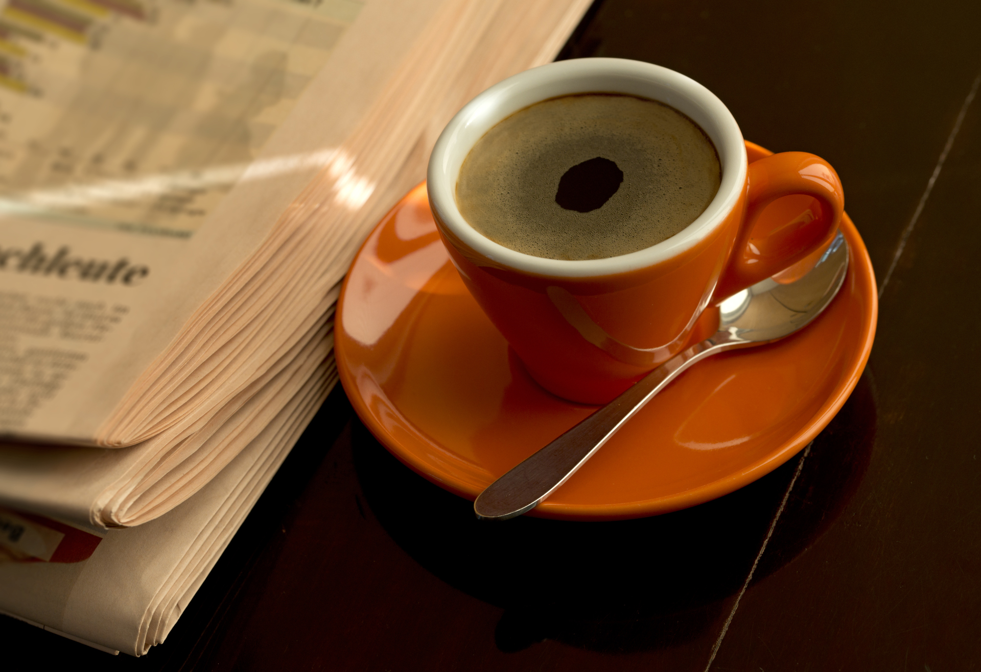 Zeitung und Kaffee JPBerlin News